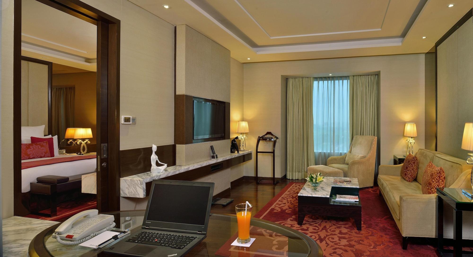 Radisson Blu Jaipur Hotel Ngoại thất bức ảnh
