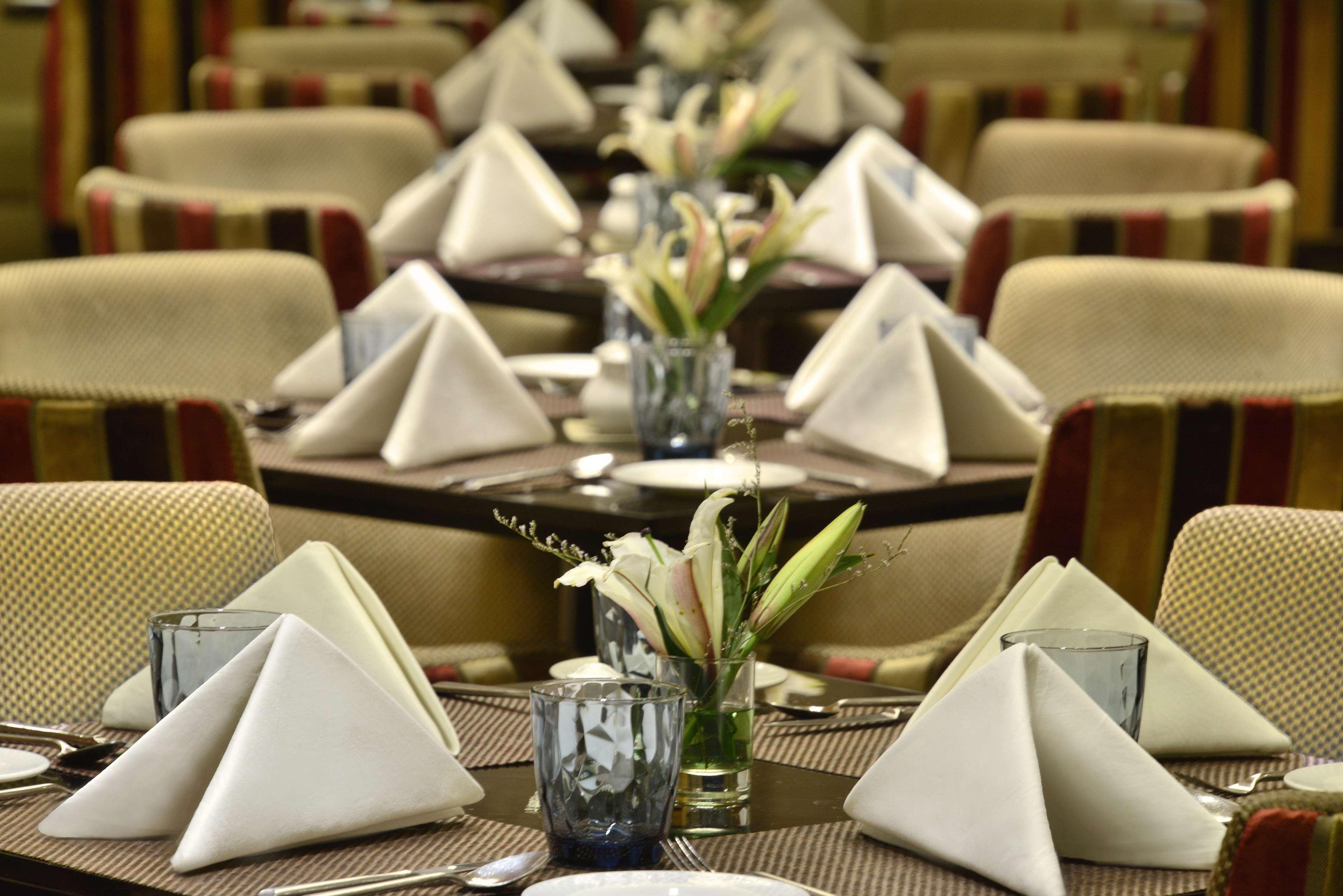 Radisson Blu Jaipur Hotel Ngoại thất bức ảnh