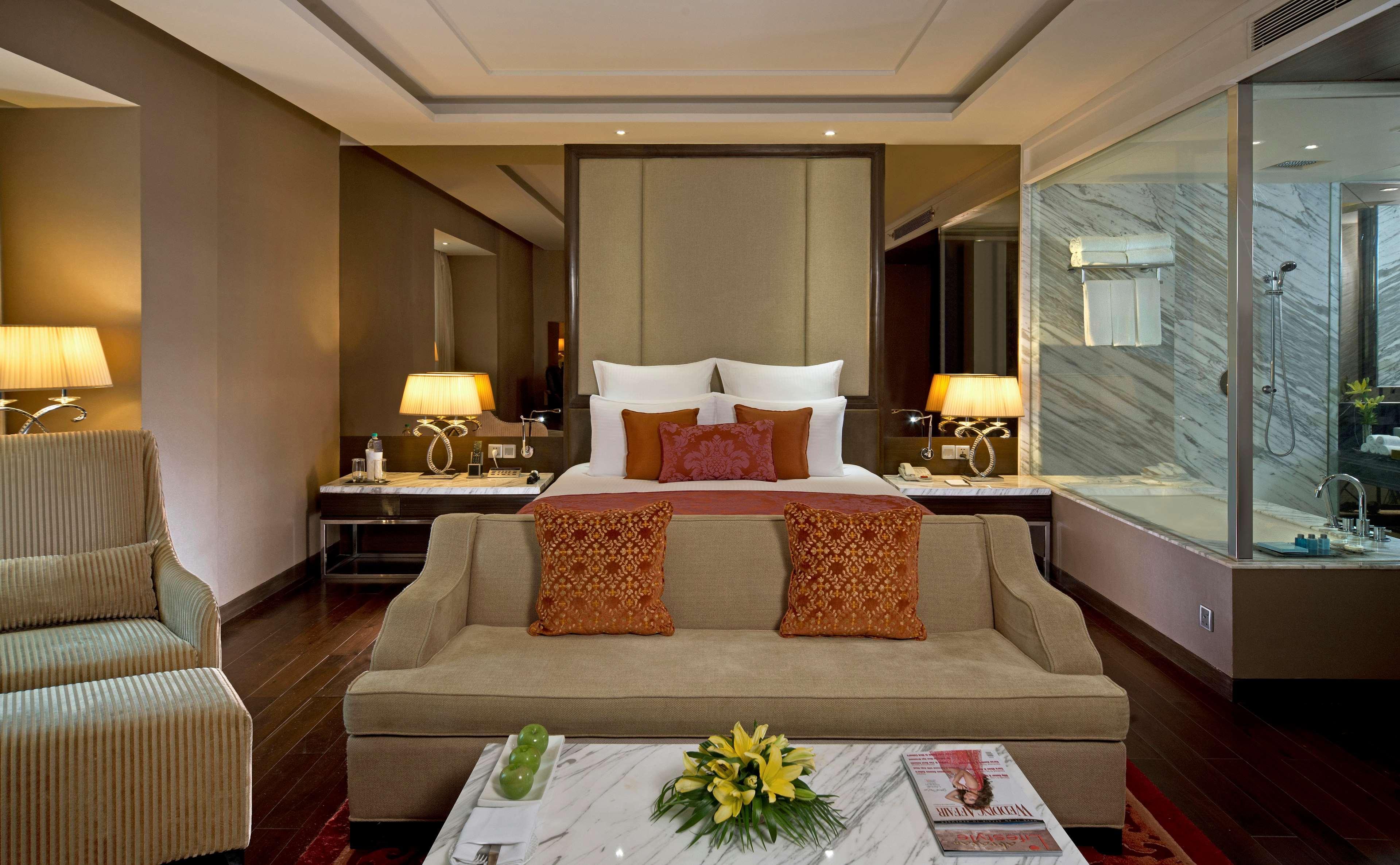Radisson Blu Jaipur Hotel Ngoại thất bức ảnh