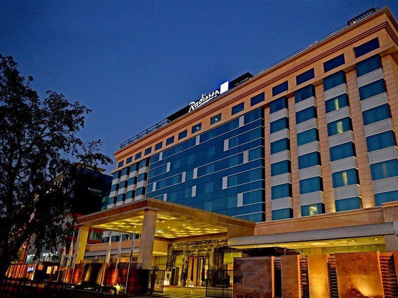 Radisson Blu Jaipur Hotel Ngoại thất bức ảnh